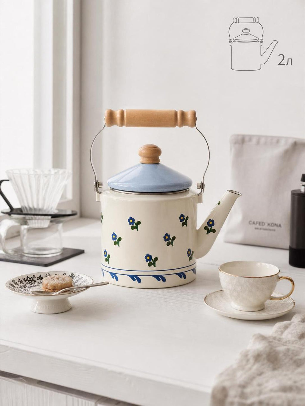 Enamel straight kettle 2L